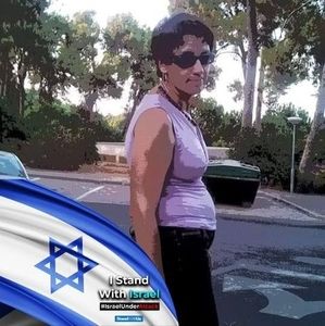 Meet your Posher, Yulia